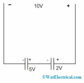 Capacitive Voltage Divider Circuit